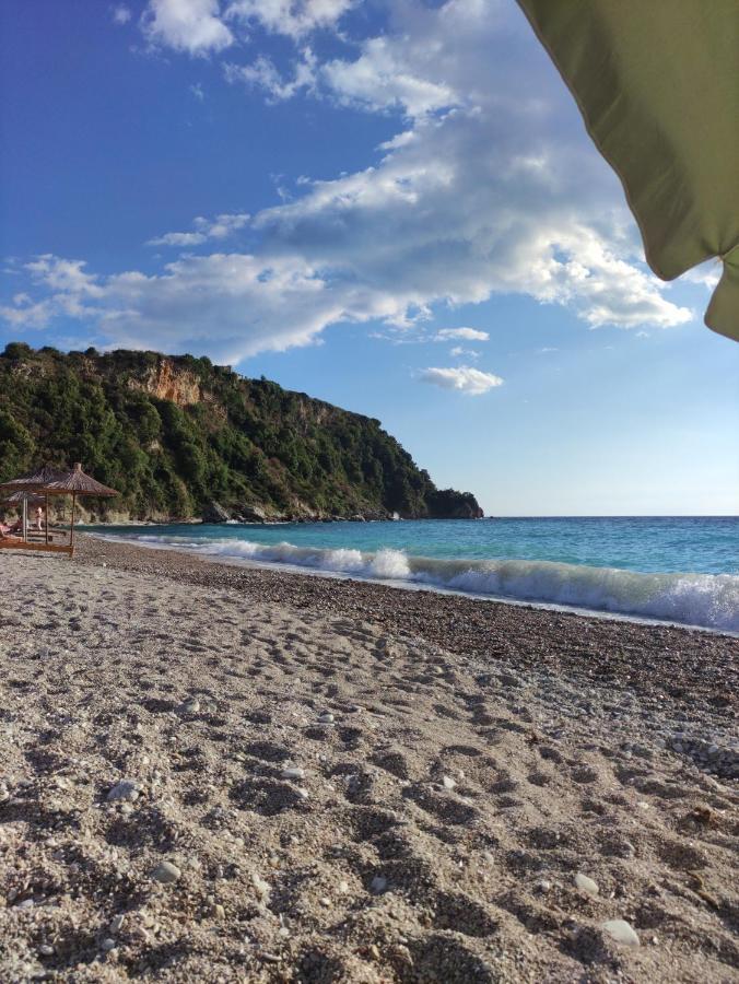 Potami Apartment - 50 Mt From The Beach 히마레 외부 사진